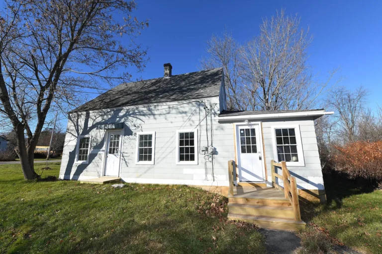 Beautifully Renovated 4-Bedroom Home on a Spacious In-Town Lot!