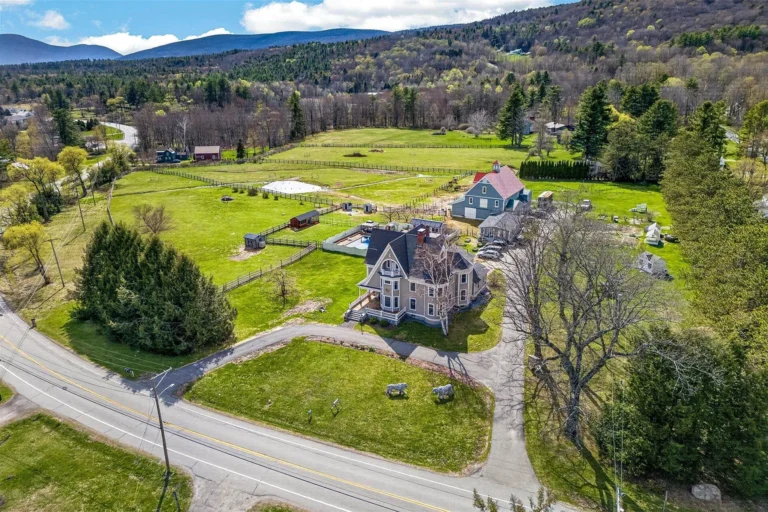 Mountain Majesty: An Expansive Victorian Estate