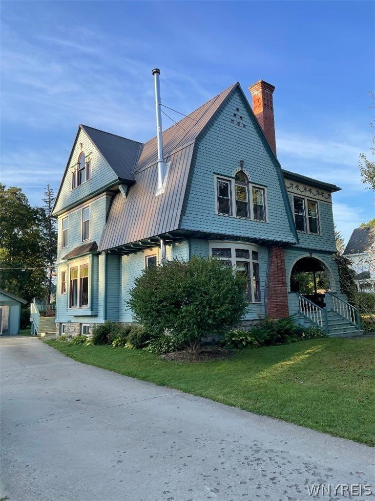 D.S. Hopkins Architectural Artistry Meets Eco-Luxury: A $267,000 Century-Old Masterpiece in Picturesque Cuba, NY