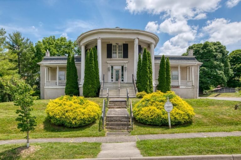 A Masterpiece of Fowler’s Philosophy: The Renowned Octagon Mansion of Wytheville