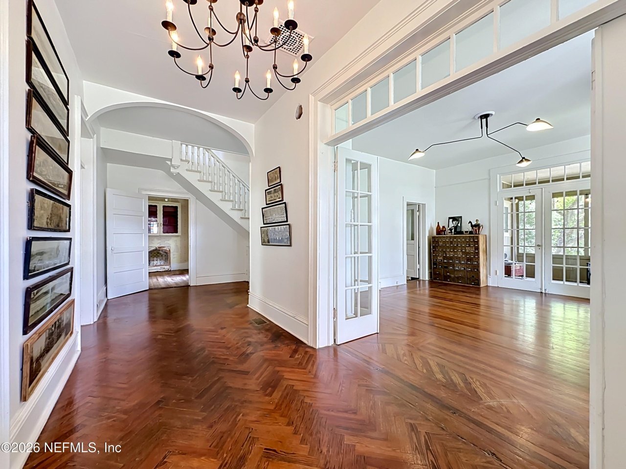 Listed by: WINDY A PACHECO LOW 352-679-4627, IHEART REALTY INC 386-546-8571
