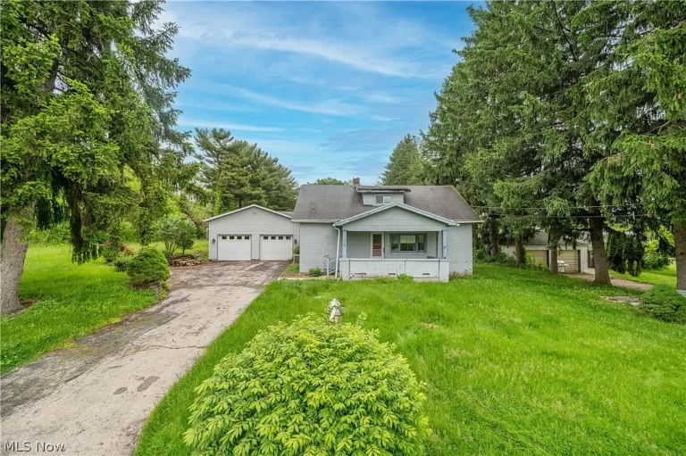 Spacious Cape Cod on .83 Acres $75,000